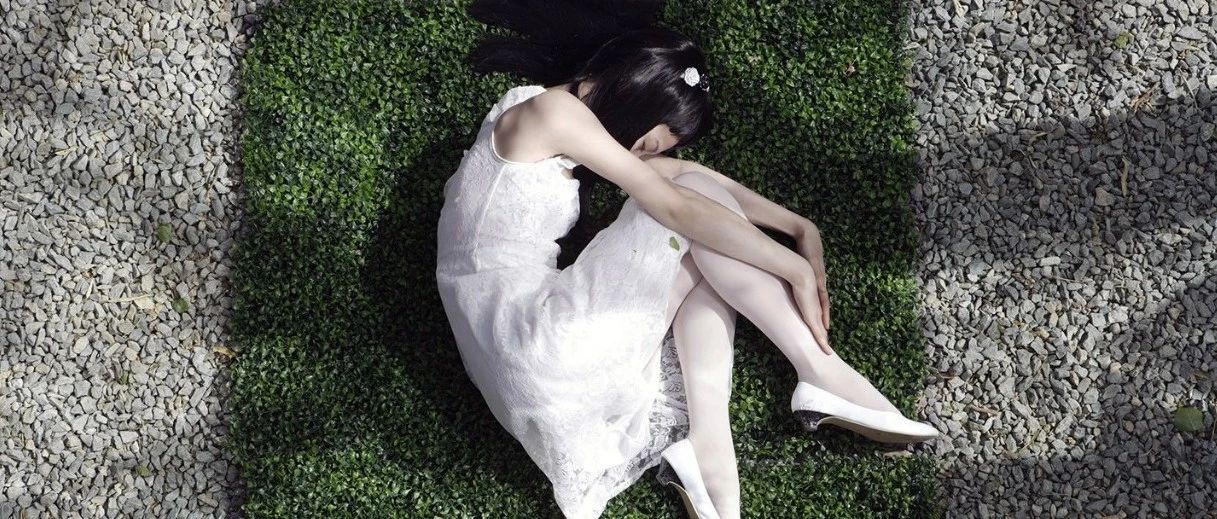 “不怕死,最怕难过地活着”:城市里隐藏着5400万抑郁症患者|患者_新浪新闻