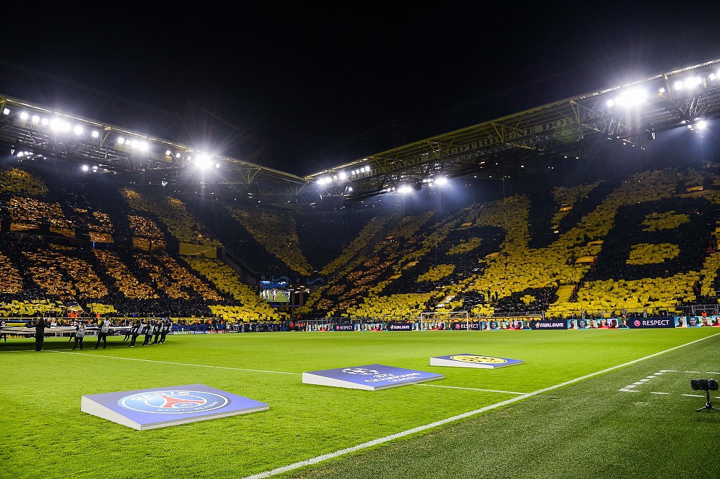 德媒:多特球迷筹款制作巨型tifo,筹款金额7万多欧