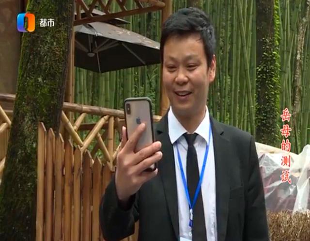 创办26年的雾都夜话重庆人都以为停播了可它还在不断更新