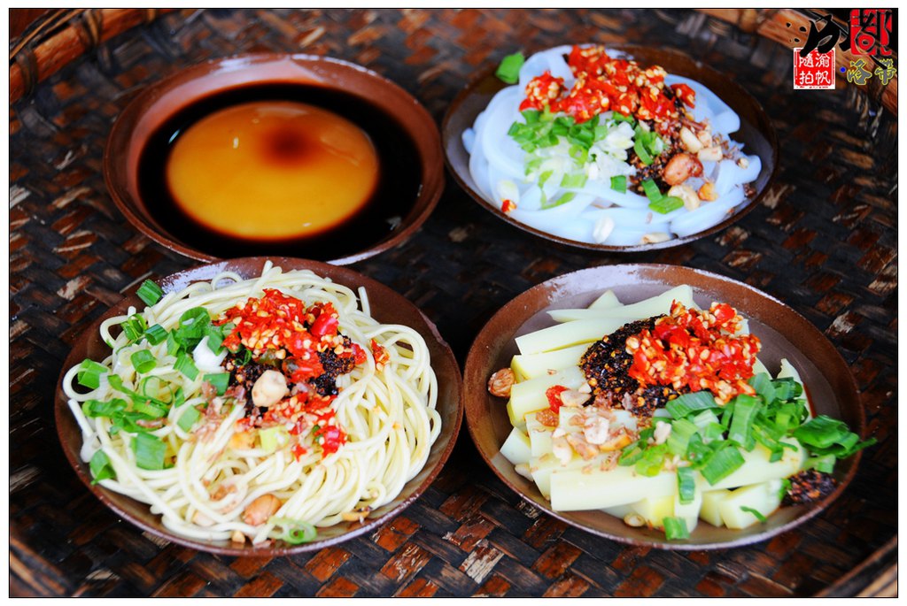 寻找时光遗落的古镇,回归山水的古镇,成都洛带古镇__财经头条