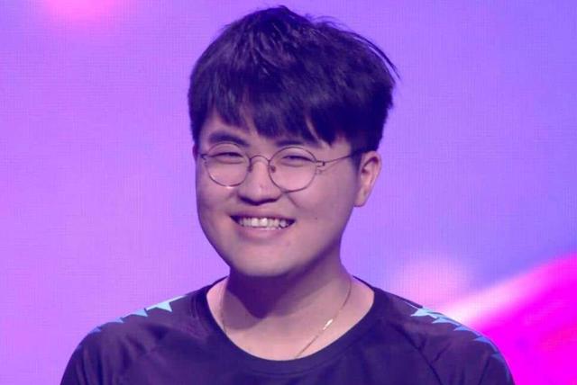 虎牙联合lol推出7大精彩活动神超骚男姿态等纷纷出战