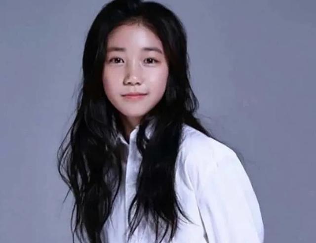 《素媛》的小女孩终于长大了,如今7年过去,她已美到犯规!