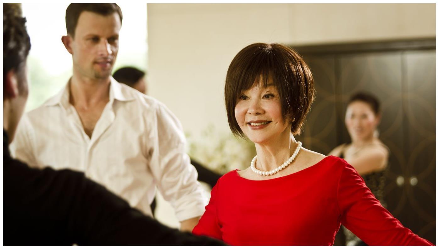 74岁归亚蕾坚持演戏结婚52年无绯闻曾与老公约法三章