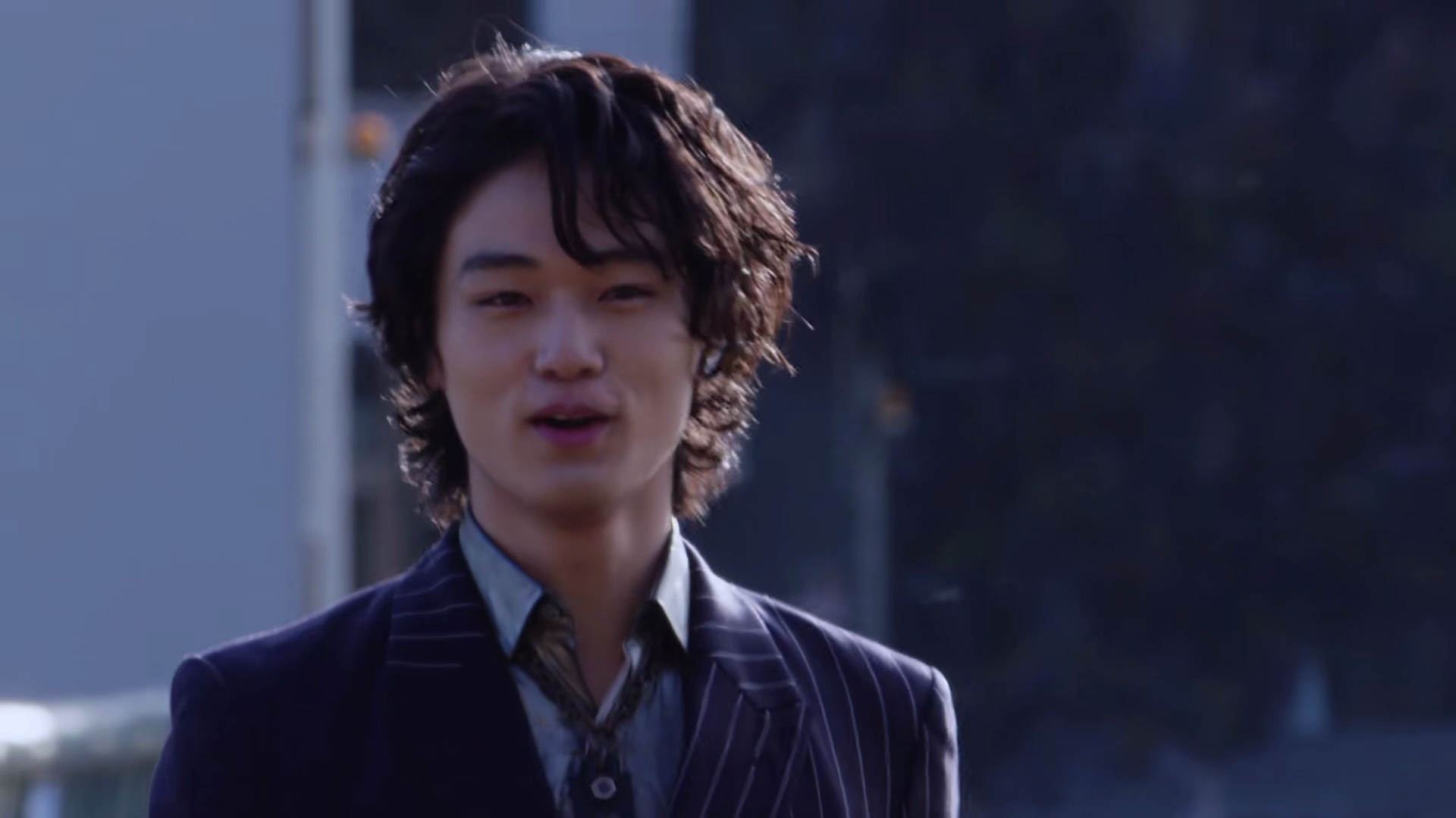 假面骑士零一迅不受亚克控制亡和他联手