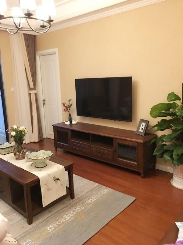 岳母嫌弃乡下女婿没品味,亲自装修婚房,装完后女婿没话说了