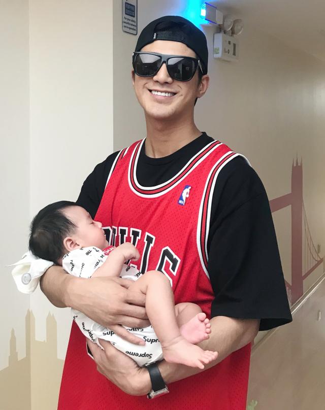 有种"基因"叫姜潮儿子,才半岁就有了鼻梁,这脸蛋被天使吻过吧