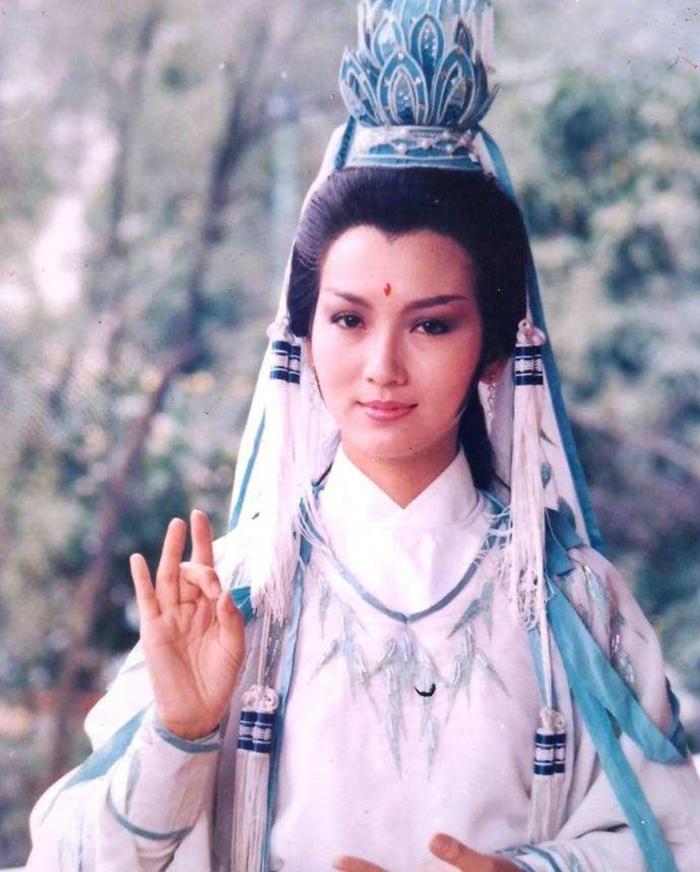 左大玢演的经典,还有一位是男演员演的|龚慈恩|观音菩萨|左大玢_新浪