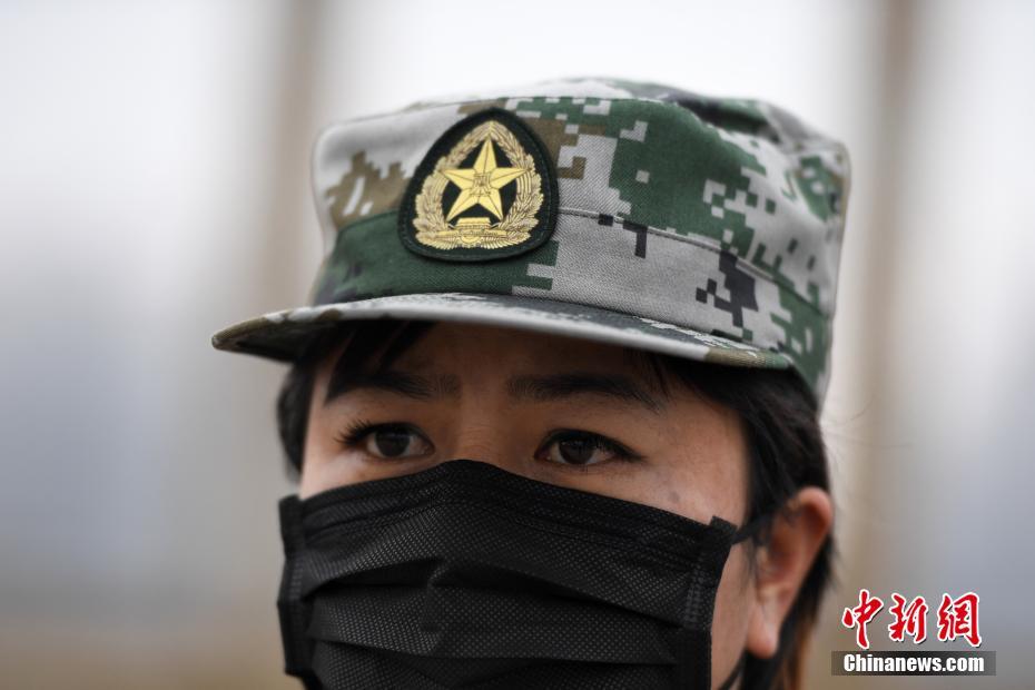 在昆明市阿拉街道办事处,有一支阿拉彝族女子民兵高炮连,由72名彝族