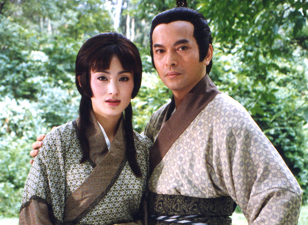 公主",她的"西施"同样也很出众,在1997年《古吴春秋》中她饰演西施,和