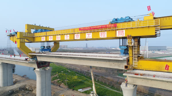提前一周！鹽通鐵路海安段箱梁架設全部完成
