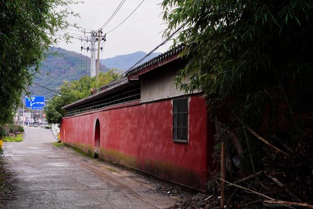 宁波市郊这座小庙非常不起眼,却供奉着战国名人,知道的人不多