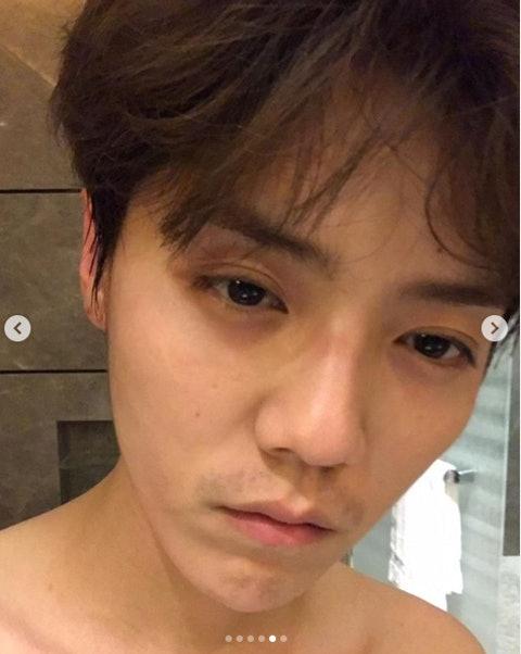 鹿晗留胡子了?30岁的他素颜玩自拍变晒样 网友赞他比肖战帅!