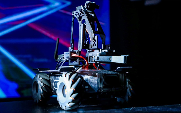 大疆发布机甲大师robomaster ep:开放sdk 专为机器人教育打造