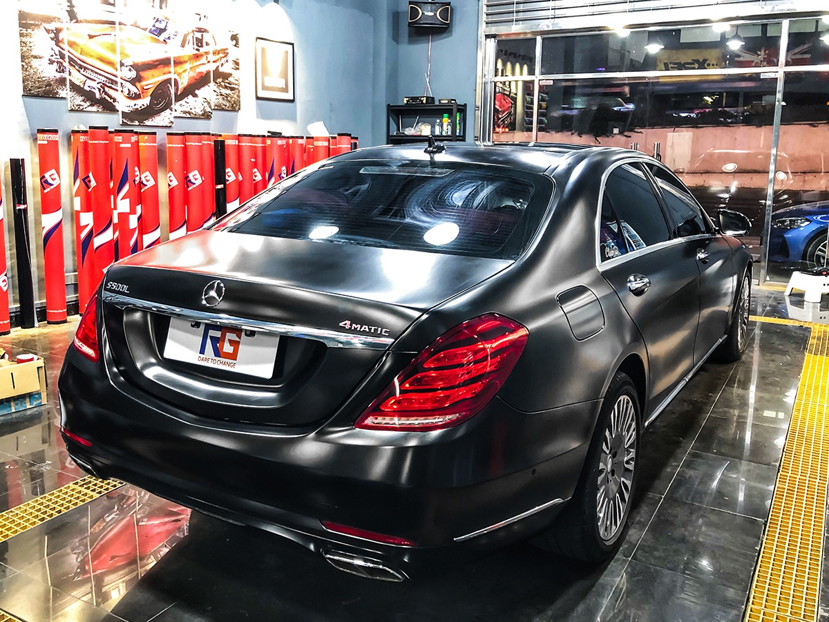 奔驰s500车身改色电光黑 rg瑞集改色膜佛山禅城加盟店出品