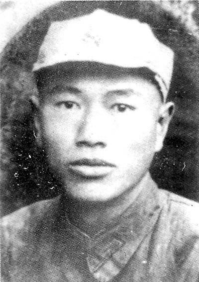 东北民主联军这个纵队司令员后来是开国上将政委当了副总理