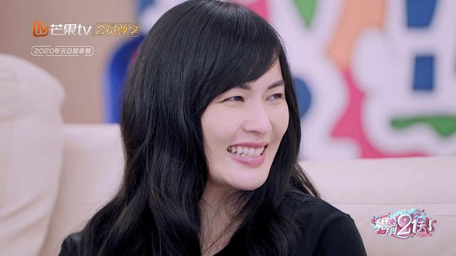 40岁素颜出镜暴露真颜值,吴尊表白惹她落泪|吴尊|林丽莹|老婆_新浪