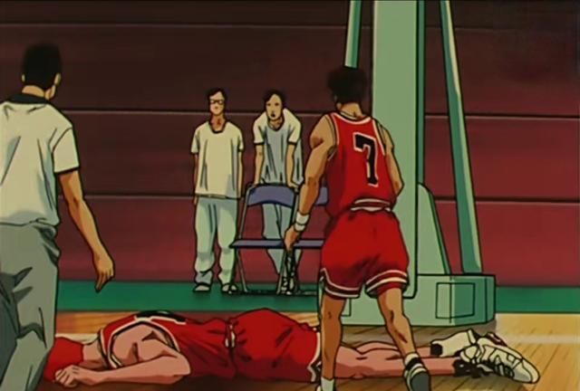 樱木倒地,全场都不淡定了|樱木|花道|湘北_新浪新闻