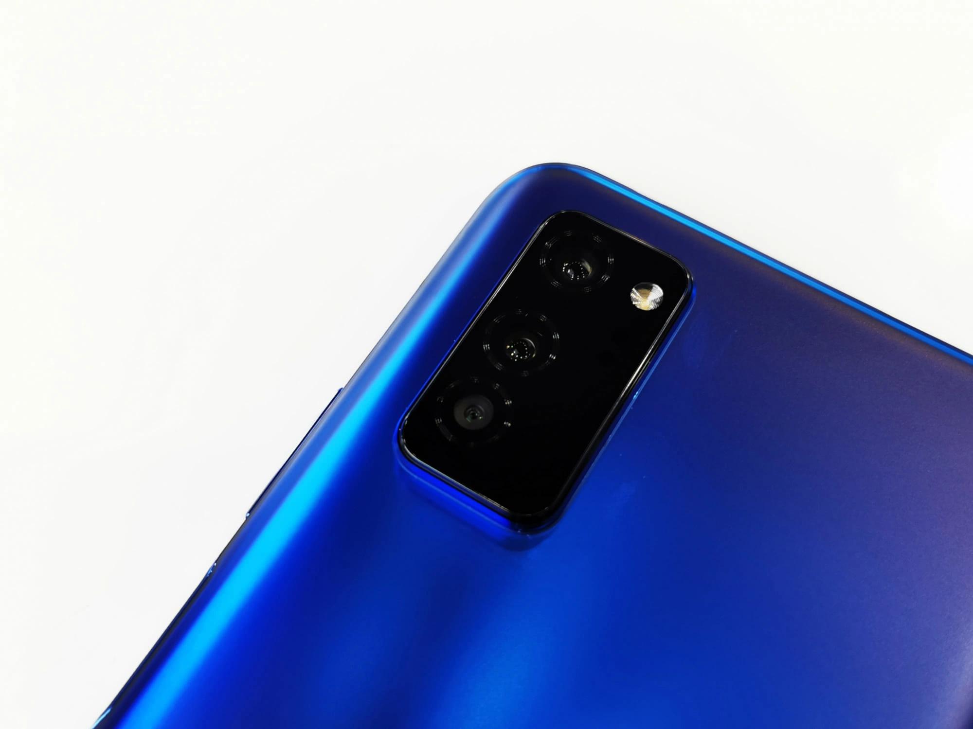 荣耀30 pro真机亮相,顶级四摄 真全面屏 双曲面,价格有惊喜!