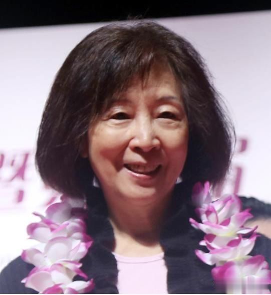 "琼花"薛菁华:倒踢紫金冠的美丽身影,因跳舞过度,生病五年