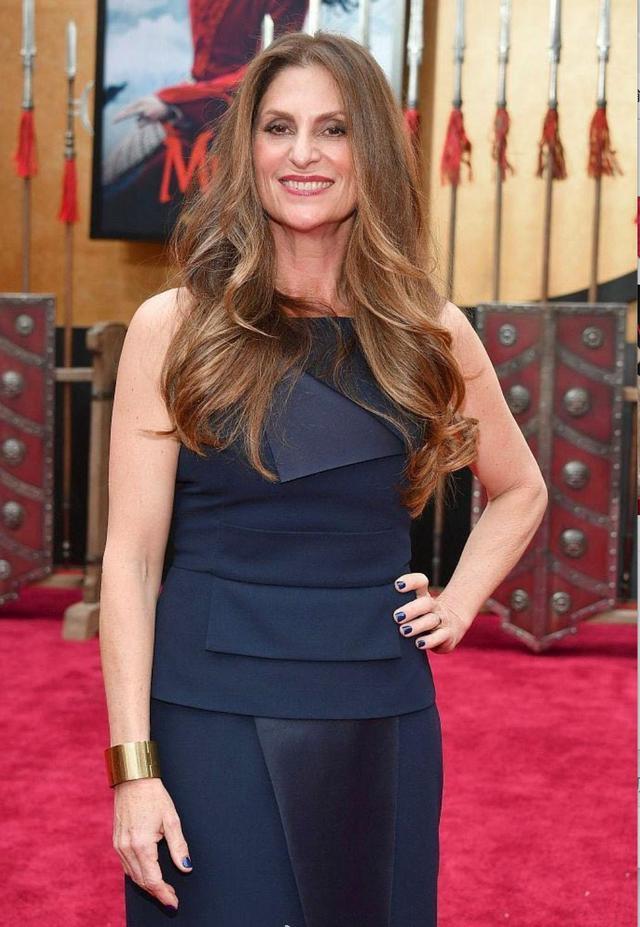 妮基·卡罗 导演