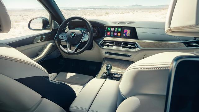 高富帅也有烦恼：手持120万，宝马X7和奔驰GLS怎么选？