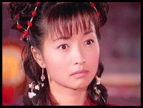 1999臺灣版《絕代雙驕》李綺紅飾:這個張菁非常經典,人設也很討喜.