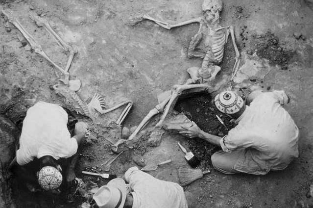 古代一对情侣,临死前的亲吻持续了2800年,如今已成为世界级文物