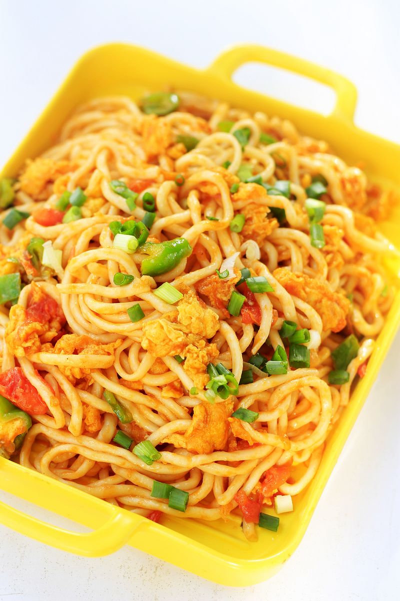 新疆人离不开的炒面根根入味不粘锅又炒不烂做法真简单