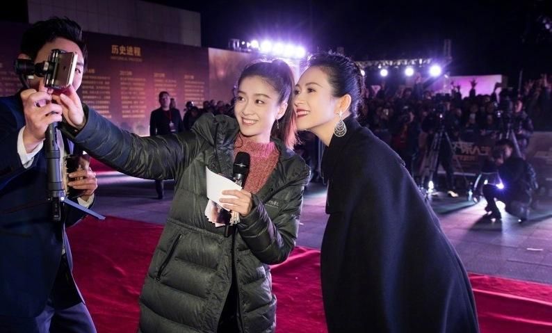 太羡慕张雪迎了和章子怡亲密出游太有爱为何二人关系这么好