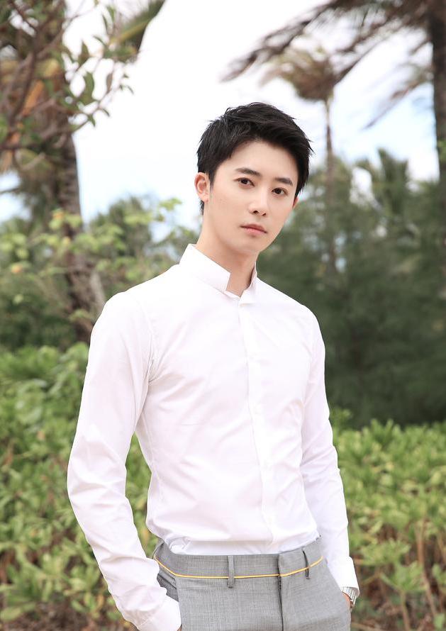 《青你》傅弘奕安利《创3》选手,疑内涵女爱豆,后