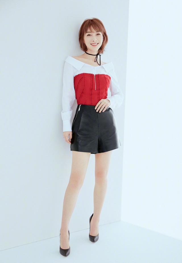 吴昕的筷子腿太秀了,生图还能这么瘦,网友:这波操作羡慕了