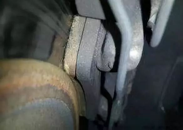 车上有刺客、坐着看月亮？这些故障灯都是什么鬼？