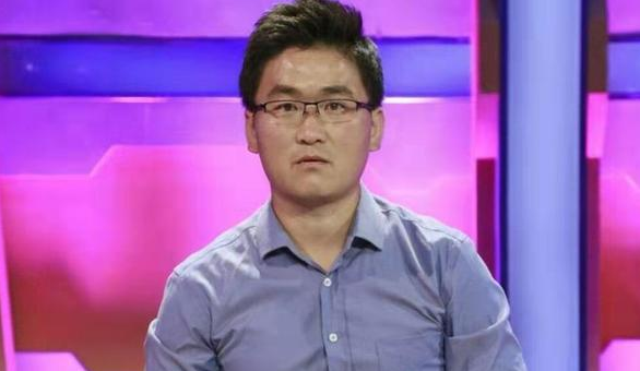 著名网红姜涛自曝年收入:靠卖笑的手段赚了300万