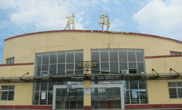 萍乡市东大门处的铁路车站——芦溪站