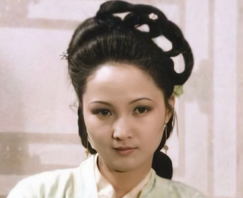 暴露出贾府管理的一个大弊病