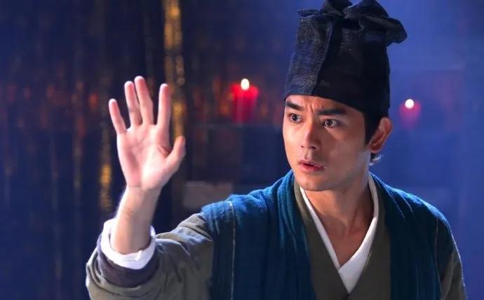 撞脸林志颖,给欧阳娜娜当干爹,这位帅气泰国演员为何这么牛?