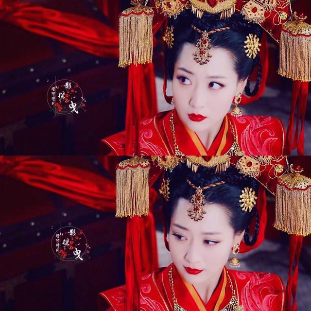 白冰刘诗诗在跟吴奇隆合拍的《犀利仁师》中扮演女主角路云霏,剧中有