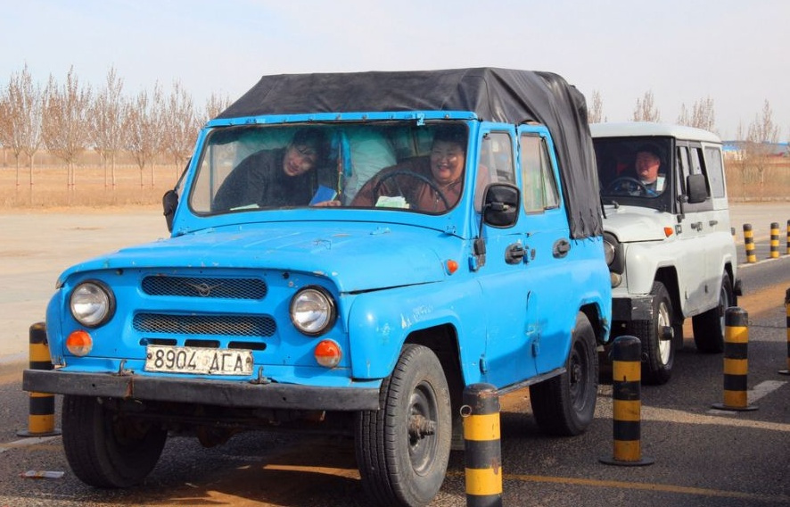 集中了全国绝大数的企业和有钱一族,相关数据显示,蒙古国一共有汽车