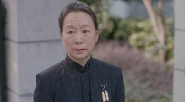 翟云霄的惩罚，让徐文昌房似锦成一家人，闪闪约会王子吃醋跟踪