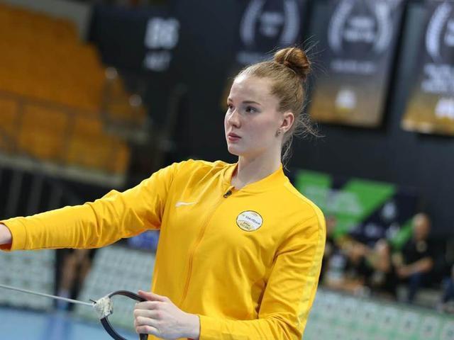 俄女排头号重炮仅得9分,接应比拼被甩几条街|冈察洛娃|重炮|朱婷_新浪