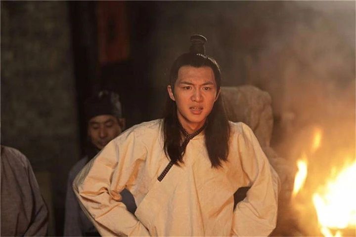 然而一个比较有意思的是,虽然李渊的老妈是八柱国之一独孤信的女儿