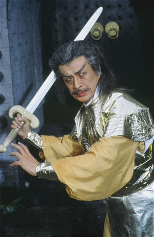 tvb早期武侠剧《刀神》剧照:刘松仁赵雅芝饰演丁鹏和青青