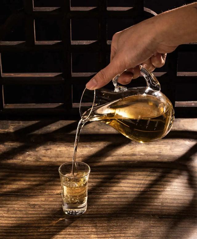 植树节用一杯春季泡酒洗去身体尘埃