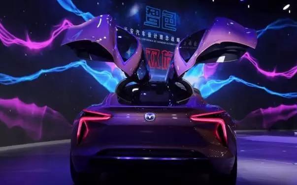 长安极流轿跑鸥翼门回旋镖颜值超睿程cc或售12万起