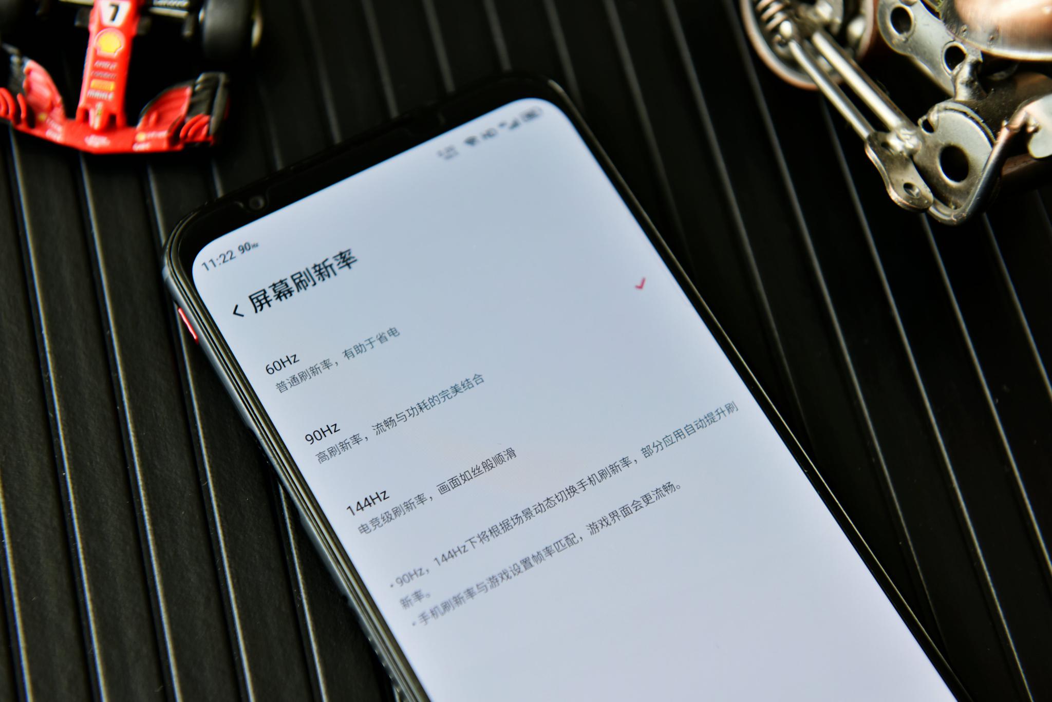 游戏手机不再需要半斤重!红魔5G“轻、快“带你上分吃鸡!