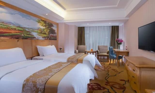 钟点房才只有三四个小时,为何会有这么多人开?