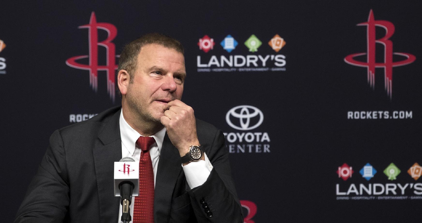 火箭队老板又遭重击,中国餐馆营业额为零,网友:太高兴了