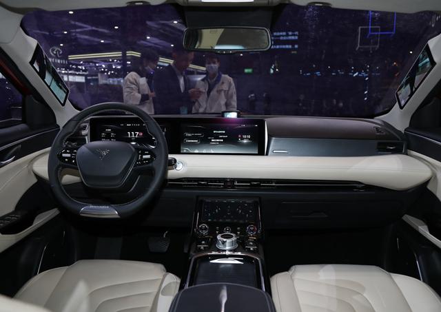 哪吒U将于3月21日上市，预售15万起