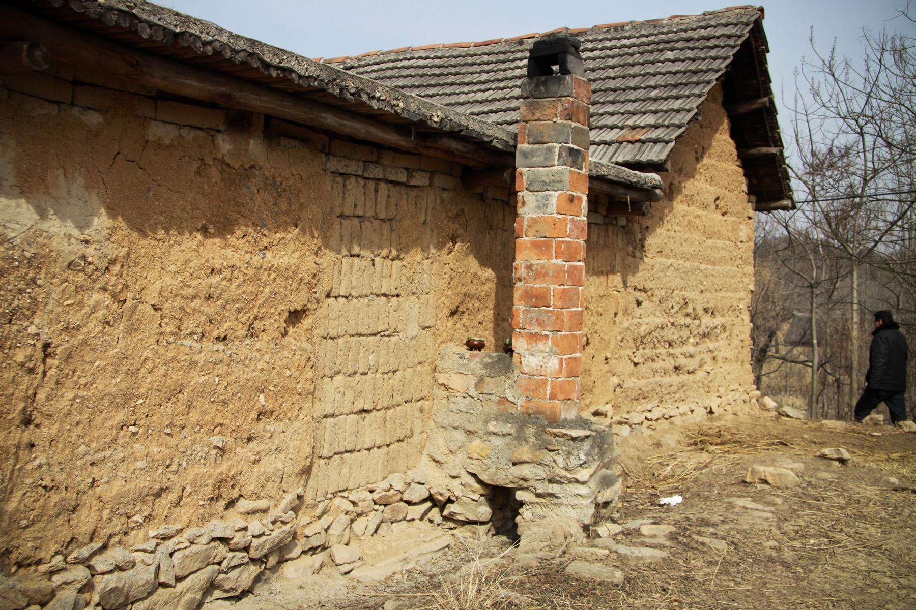 湖南小伙将农村土房,打造成豪宅,315㎡的别墅,惊艳了邻里乡亲