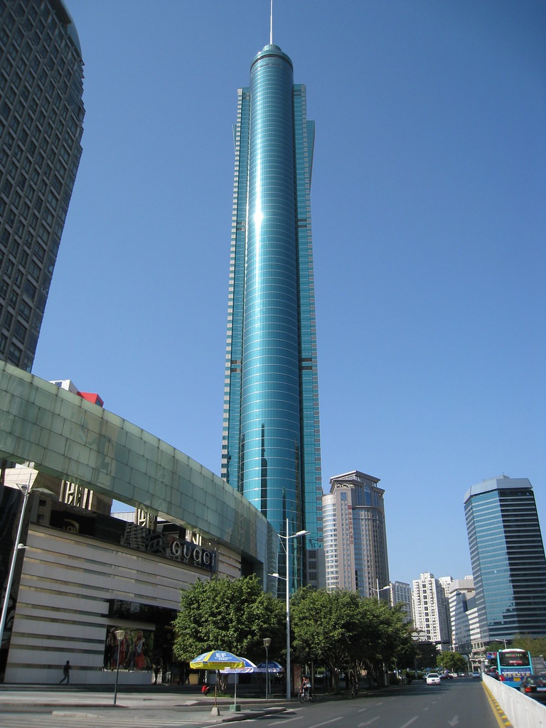 中国第一座超300米的高楼9天建4层还创世界纪录69层却有384米